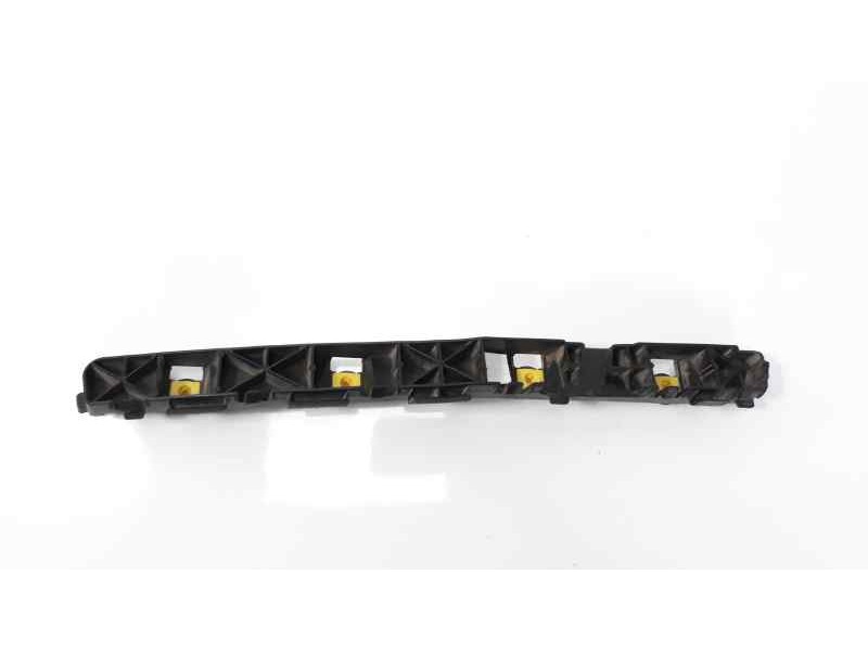 Recambio de moldura para hyundai tucson 1.7 crdi cat referencia OEM IAM 86615D7000  