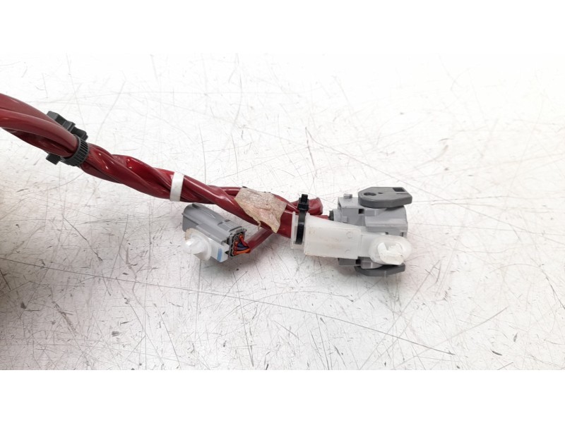 Recambio de columna direccion para toyota auris active referencia OEM IAM 4525002K52  