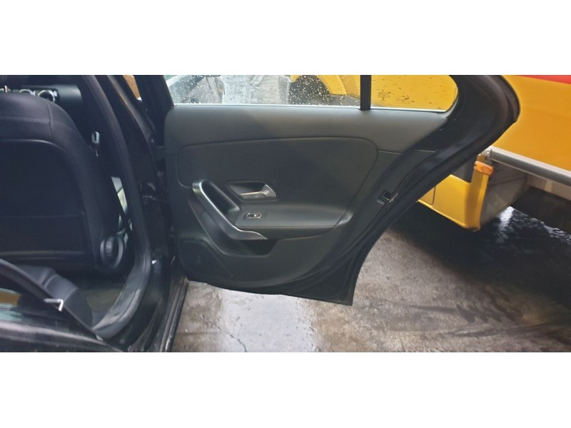 Recambio de elevalunas trasero derecho para mercedes-benz clase a berlina (bm 177) a 200 d (117.112) referencia OEM IAM 17773004