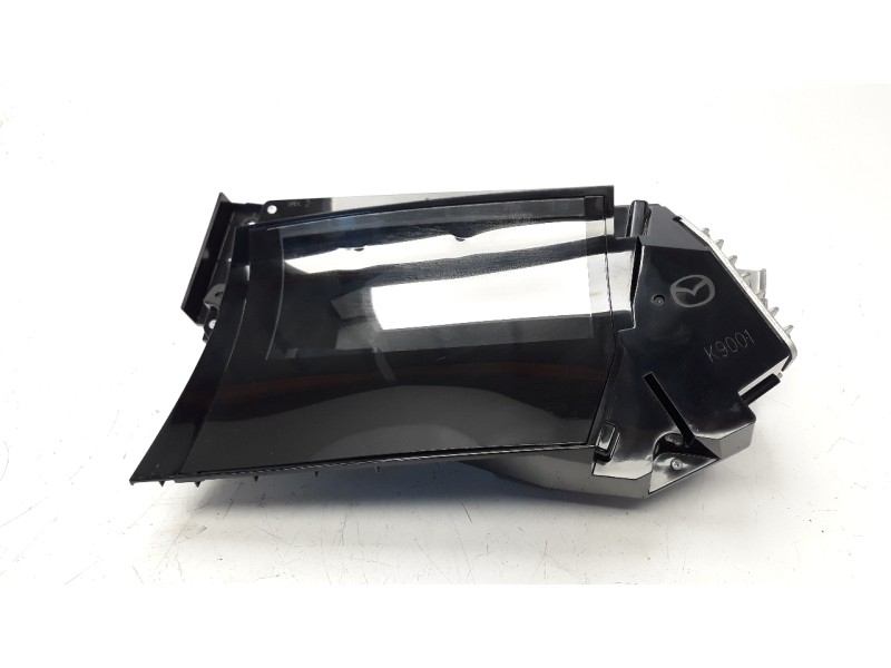 Recambio de pantalla multifuncion para mazda 3 berlina (bp) referencia OEM IAM BDGJA2106263  
