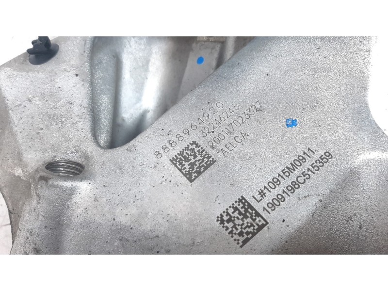 Recambio de mangueta trasera izquierda para volvo xc 40 2.0 diesel cat referencia OEM IAM 32246245  