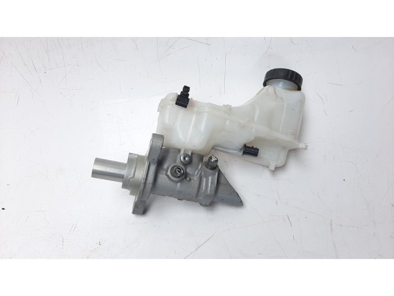 Recambio de bomba freno para renault megane iv berlina 5p 1.3 tce referencia OEM IAM 460913217R  