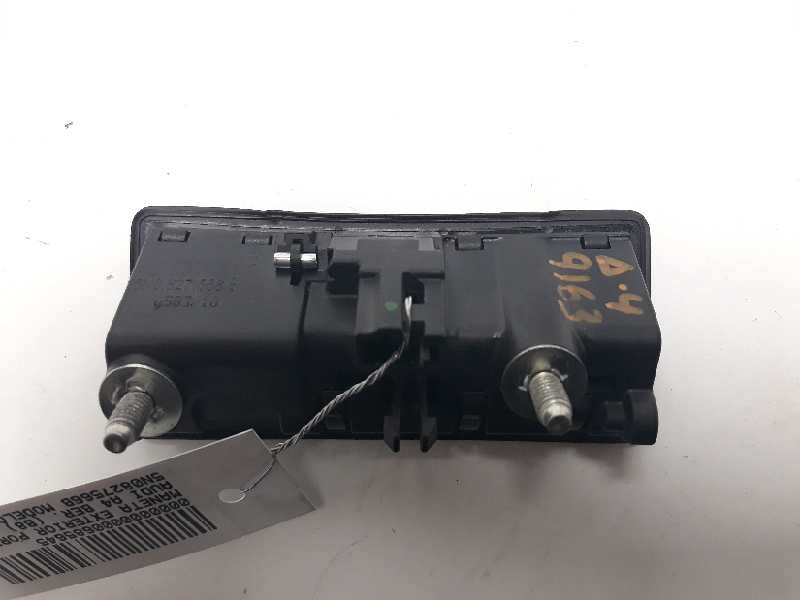 Recambio de maneta exterior porton para audi a4 ber. (b8) e referencia OEM IAM 5N0827566B  