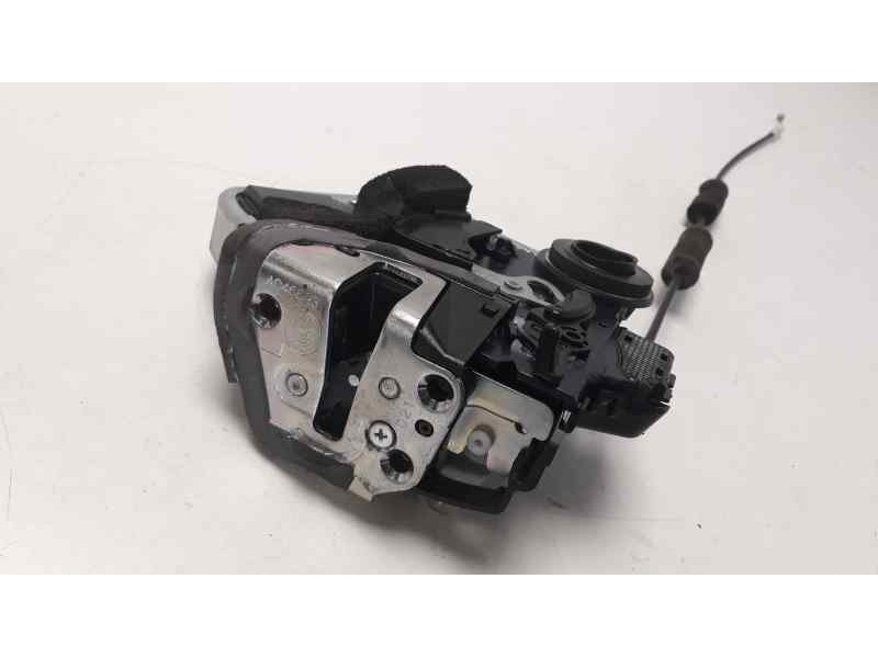 Recambio de cerradura puerta trasera izquierda para lexus is200 (ds2/is2) 2.2 d-4d cat referencia OEM IAM U41B0215  