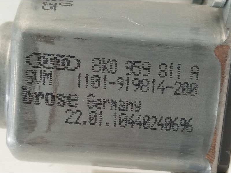 Recambio de motor elevalunas trasero izquierdo para audi a4 ber. (b8) e referencia OEM IAM 8K0959811A  