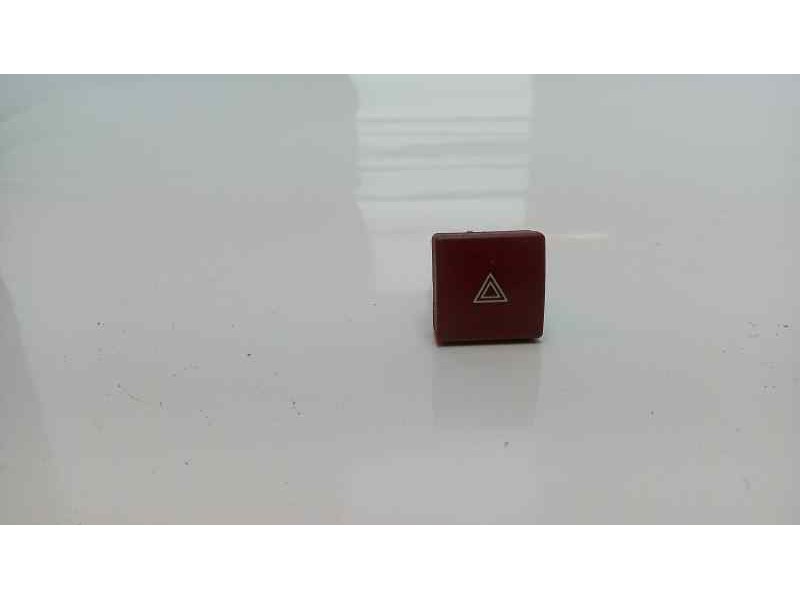 Recambio de interruptor para citroen berlingo cuadro club l2 referencia OEM IAM 96583113KR  
