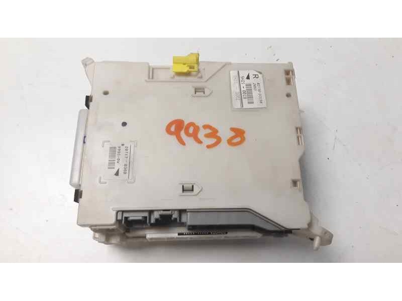 Recambio de caja reles / fusibles para lexus is200 (ds2/is2) 2.2 d-4d cat referencia OEM IAM 827353156  
