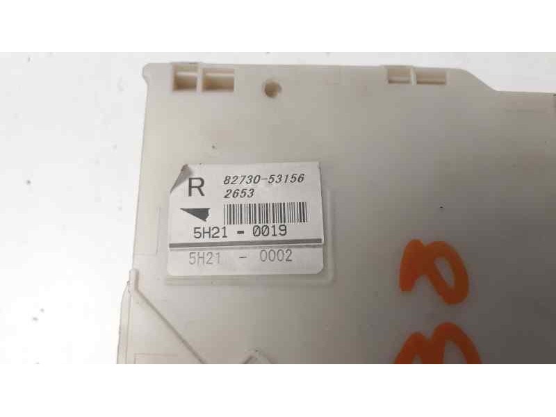 Recambio de caja reles / fusibles para lexus is200 (ds2/is2) 2.2 d-4d cat referencia OEM IAM 827353156  