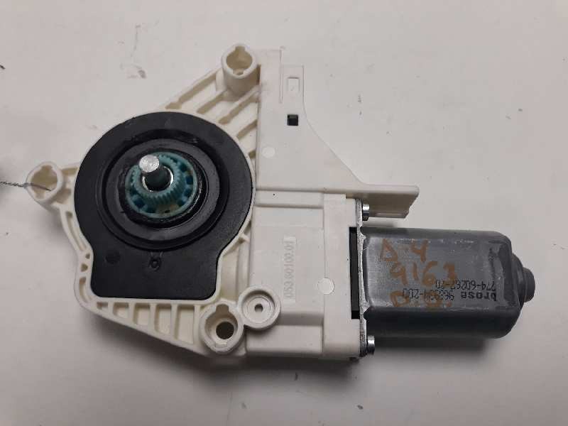 Recambio de motor elevalunas delantero derecho para audi a4 ber. (b8) e referencia OEM IAM 8K0959802A  