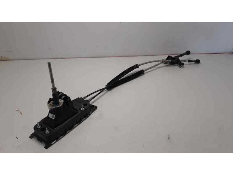 Recambio de palanca cambio para audi a3 sportback (8va) attraction referencia OEM IAM 5Q0711049AQ  