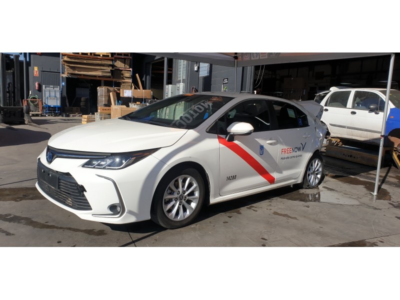 toyota corolla (e21) del año 2022