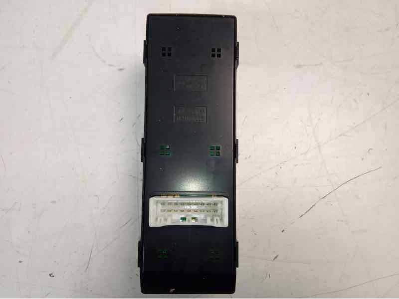 Recambio de mando elevalunas delantero izquierdo para kia picanto (ja) 1.0 cat referencia OEM IAM 93570G6020  