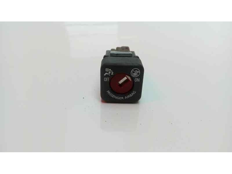 Recambio de interruptor para citroen berlingo cuadro club l2 referencia OEM IAM 9637320577  