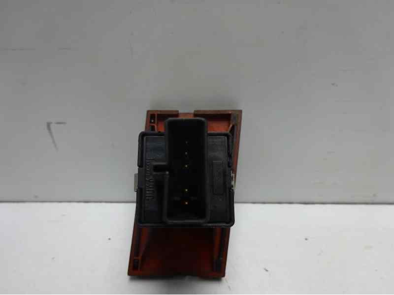 Recambio de warning para opel vectra c berlina club referencia OEM IAM 24441250 135649900 2522