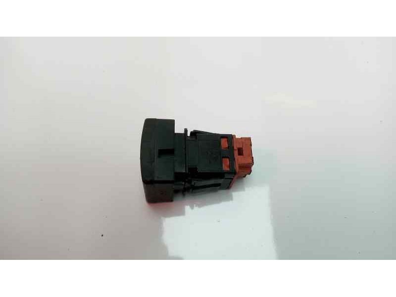 Recambio de interruptor para citroen berlingo cuadro club l2 referencia OEM IAM 98024711XT  