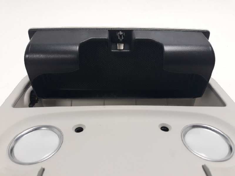 Recambio de luz interior para audi a4 ber. (b8) e referencia OEM IAM 8T0947135B 8091220 