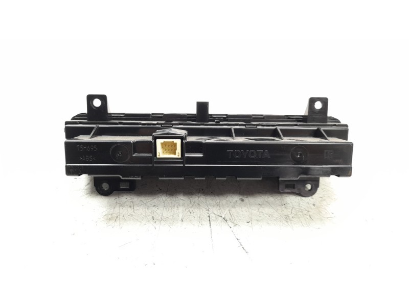 Recambio de mando climatizador para toyota auris active referencia OEM IAM 5590002C60  