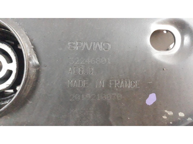 Recambio de puente trasero para volvo xc 40 2.0 diesel cat referencia OEM IAM 32246801  