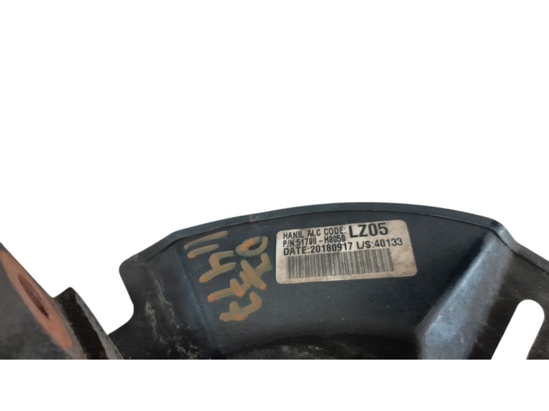 Recambio de mangueta delantera izquierda para kia rio (yb) 1.2 cat referencia OEM IAM 51700H8050  