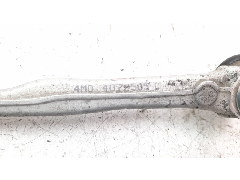 Recambio de brazo suspension superior delantero derecho para audi q7 4mg referencia OEM IAM 4M0407506C  