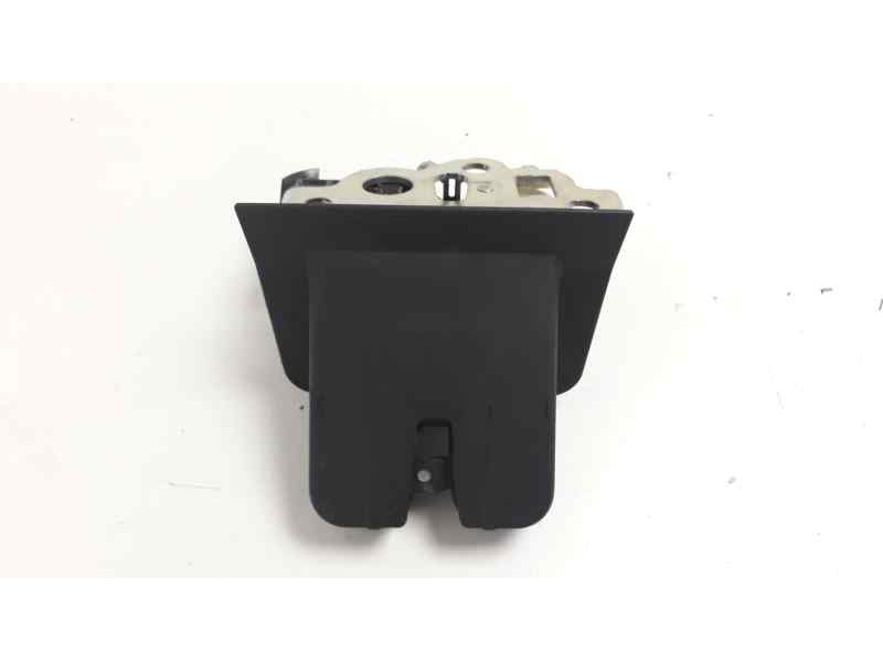 Recambio de cerradura maletero / porton para audi a3 sportback (8va) attraction referencia OEM IAM 8R0827505A  EZCAU043