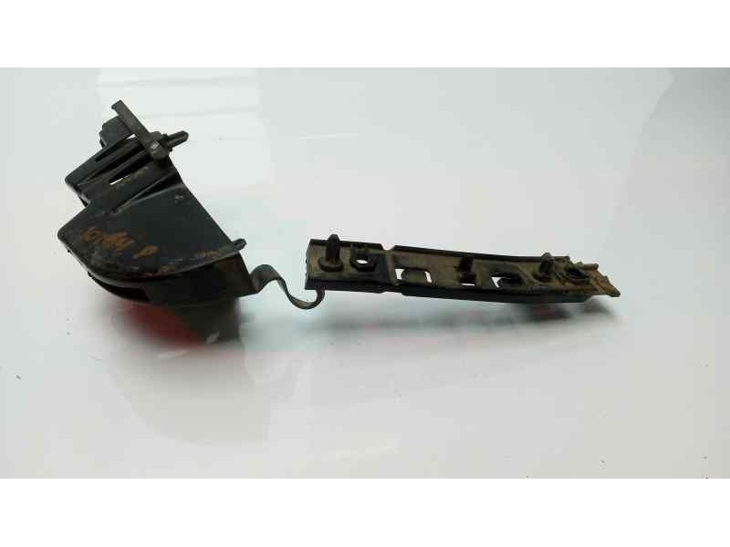 Recambio de molduras traseras para peugeot partner kasten confort l1 referencia OEM IAM 9668055480  