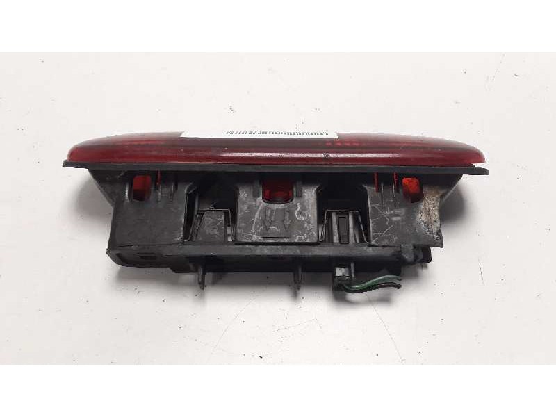 Recambio de luz central de freno para renault clio i fase i+ii (b/c57) 1.9 diesel referencia OEM IAM 7700847733  