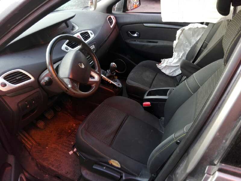 renault scenic iii del año 2009