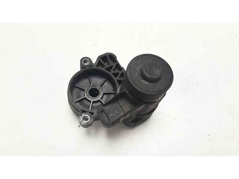 Recambio de pinza de freno trasera izquierda para audi a3 sportback (8va) attraction referencia OEM IAM 5Q0615405BC  