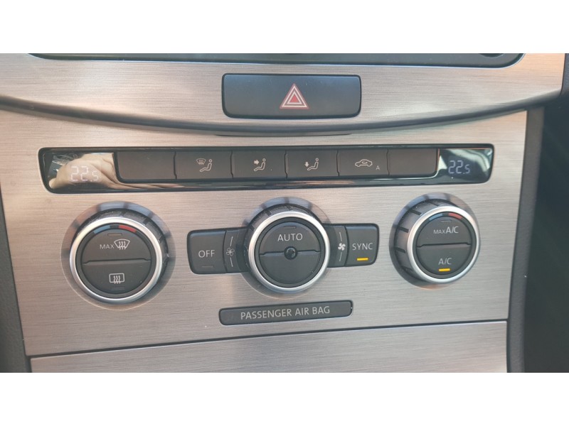 Recambio de mando climatizador para volkswagen passat lim. (362) 2.0 tdi referencia OEM IAM 3A907044BP 5HB01240500 