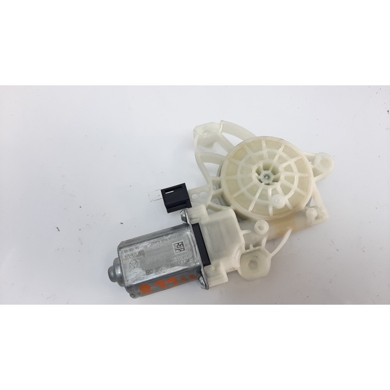 Recambio de motor elevalunas delantero izquierdo para mercedes-benz clase glb (bm 247) 1.3 cat referencia OEM IAM A0009065806  