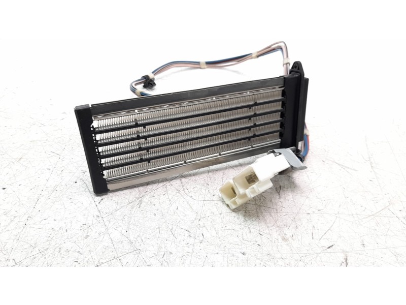 Recambio de resistencia calefaccion para toyota auris active referencia OEM IAM 17T004U0612  