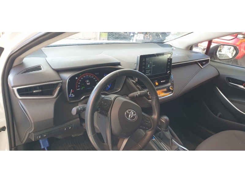 toyota corolla (e21) del año 2022