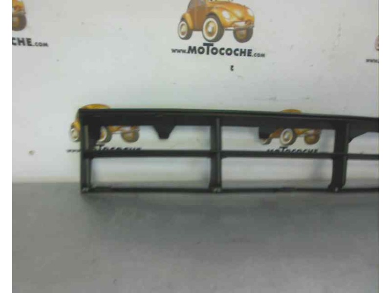 Recambio de rejilla paragolpes central para bmw serie 5 berlina (e39) referencia OEM IAM 51118235671 107060715 BM0442100