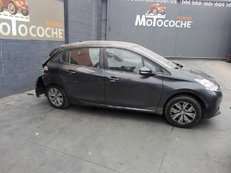 peugeot 208 del año 2014