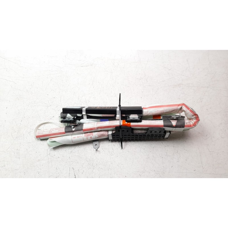 Recambio de airbag cortina delantero derecho para hyundai tucson 1.7 crdi cat referencia OEM IAM 85020D7000  