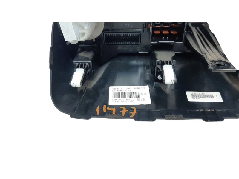 Recambio de mando calefaccion / aire acondicionado para kia rio (yb) 1.2 cat referencia OEM IAM 97250H8020  
