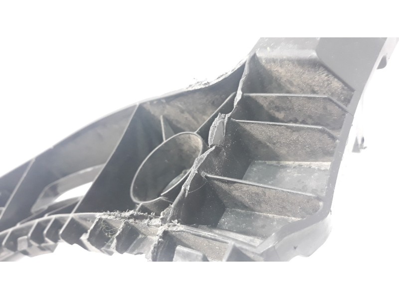 Recambio de moldura para seat alhambra (711) 1.4 16v tsi referencia OEM IAM 7NO807393A  