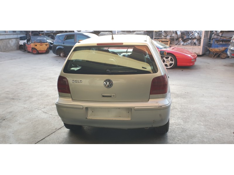 volkswagen polo berlina (6n2) del año 2000