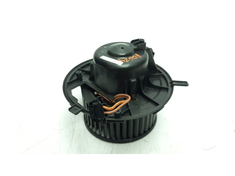 Recambio de ventilador calefaccion para volkswagen passat lim. (362) 2.0 tdi referencia OEM IAM 3C1820015T  