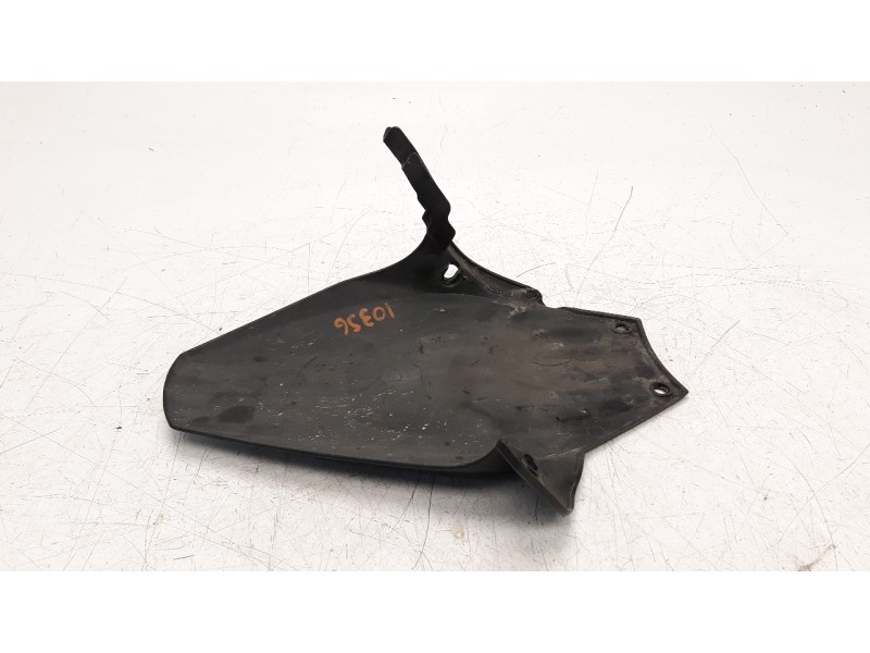 Recambio de guardabarros trasero para ducati 899 panigale 899 panigale referencia OEM IAM 56510661B  
