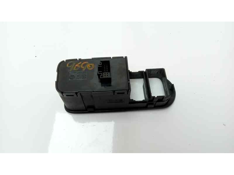 Recambio de interruptor para kia carens ( ) basic referencia OEM IAM 299176110  