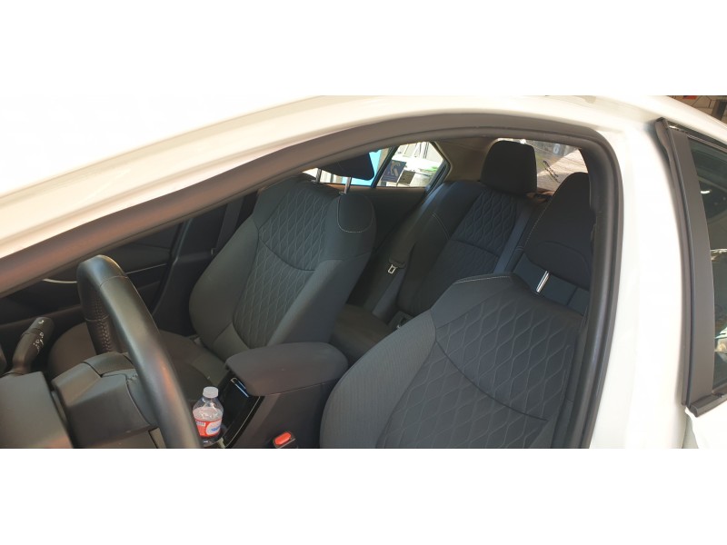 toyota corolla (e21) del año 2022