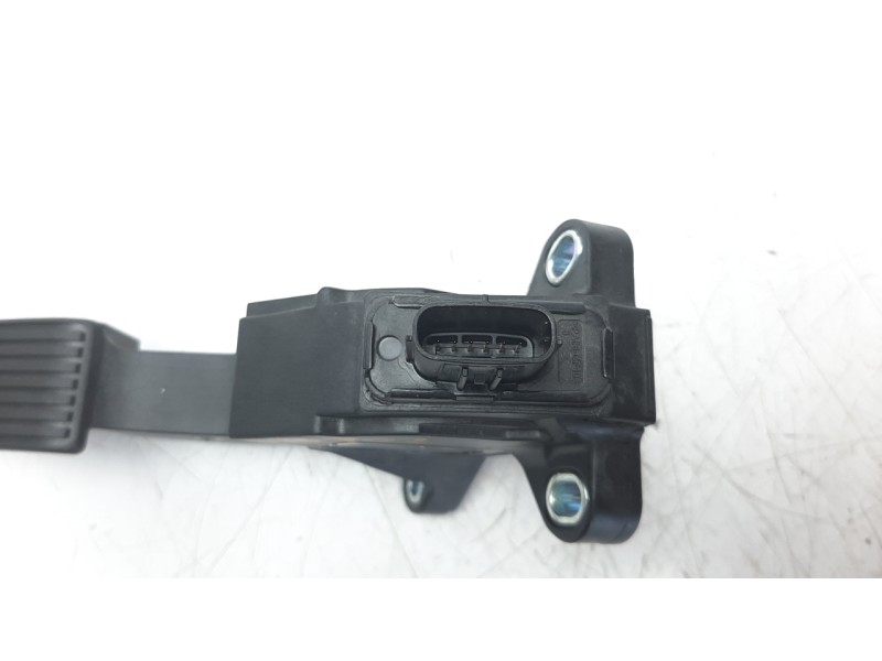 Recambio de potenciometro pedal para toyota aygo 1.0 cat referencia OEM IAM 781100H040 19036B 22785658045