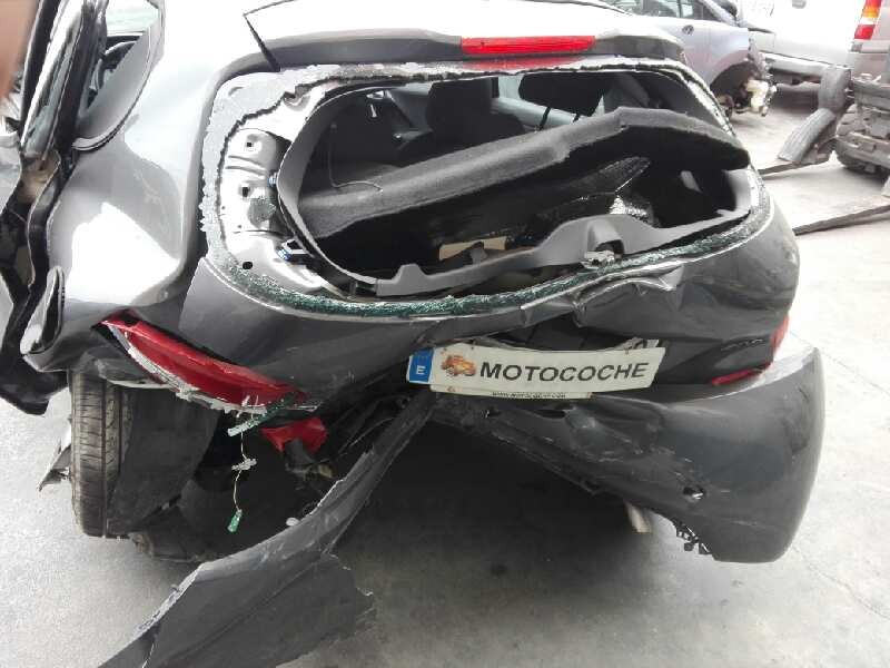 peugeot 208 del año 2014