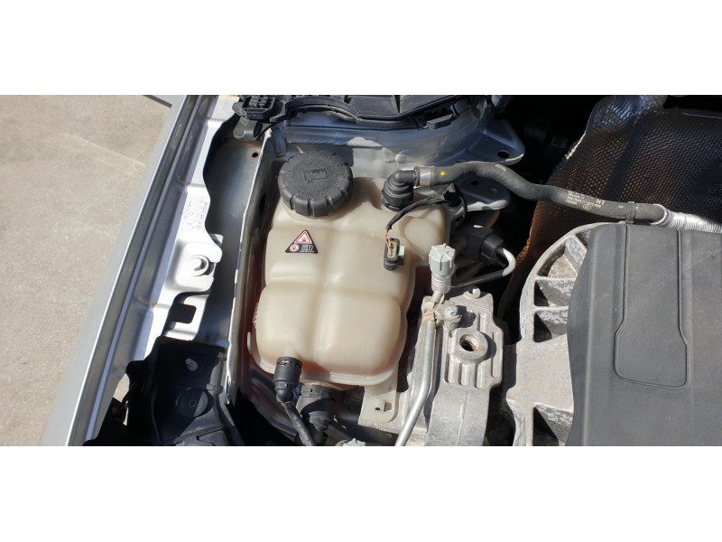 Recambio de deposito expansion para mercedes-benz b-klasse (bm 247) (2.2019) b 180 (247.084) referencia OEM IAM   