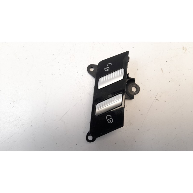 Recambio de interruptor para mercedes-benz clase s (w221) berlina 4.0 cdi referencia OEM IAM A2218213151  