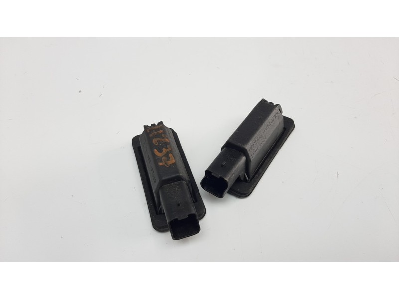 Recambio de piloto matricula para peugeot 2008 (--.2013) 1.2 12v e-thp referencia OEM IAM 9682403680  