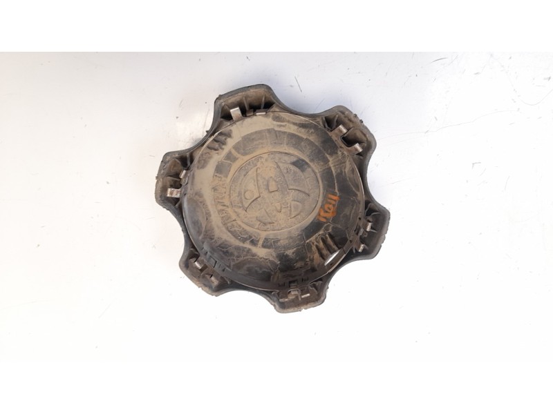 Recambio de tapacubos para toyota hilux (kun) 2.5 turbodiesel referencia OEM IAM 426030K140  