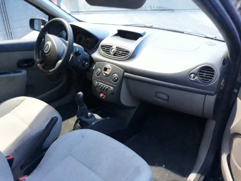 renault clio iii del año 2006